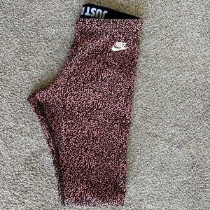 Nike Retro Printed Leggings